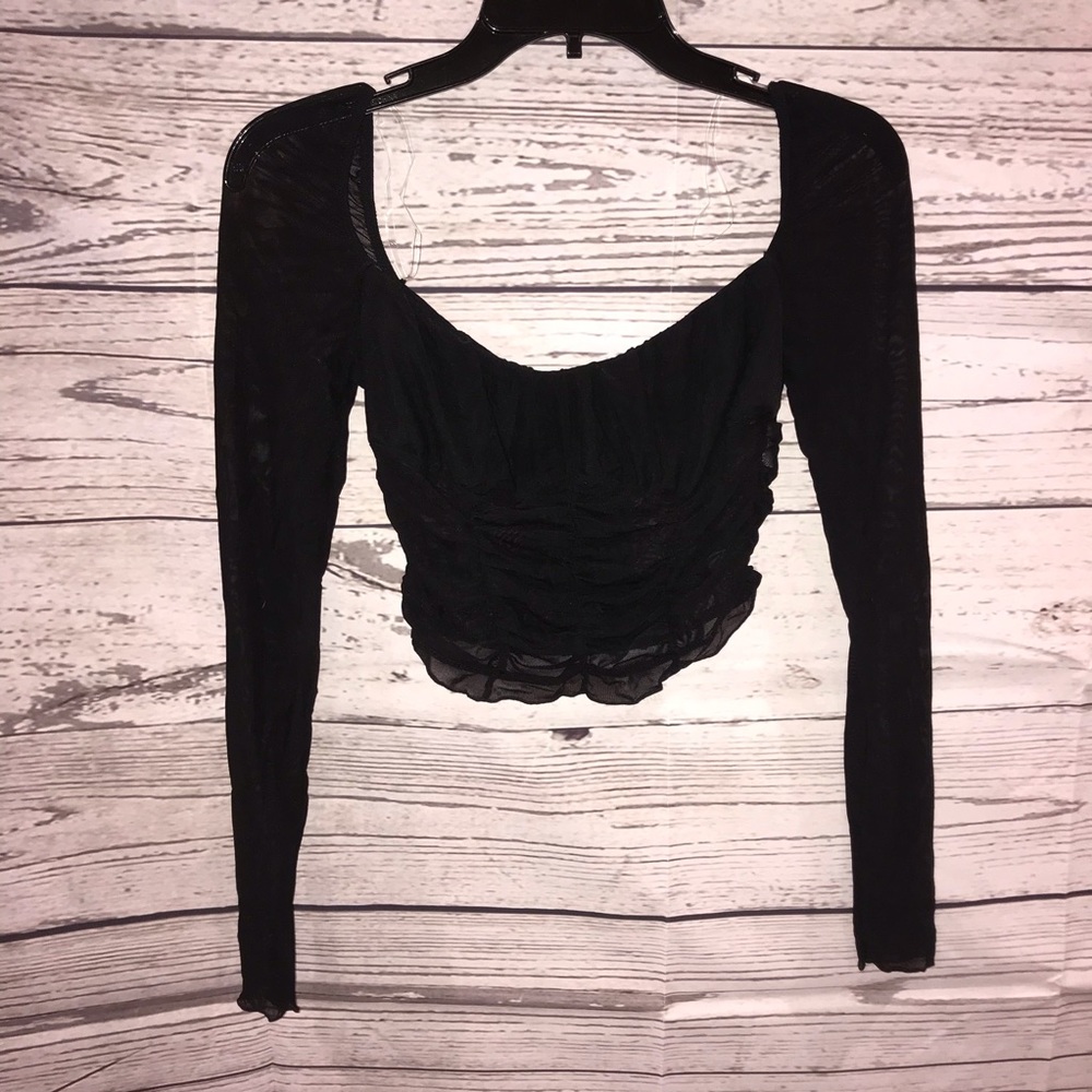 💙Tic Toc Black Shear Crop Top